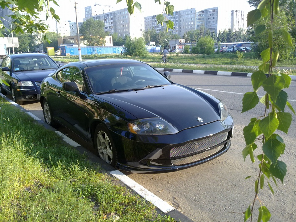 Hyundai Tiburon черный