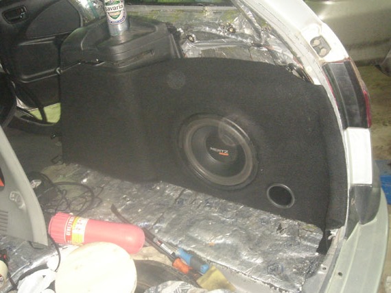 Making a sub - Toyota Avensis 18 liter 2001