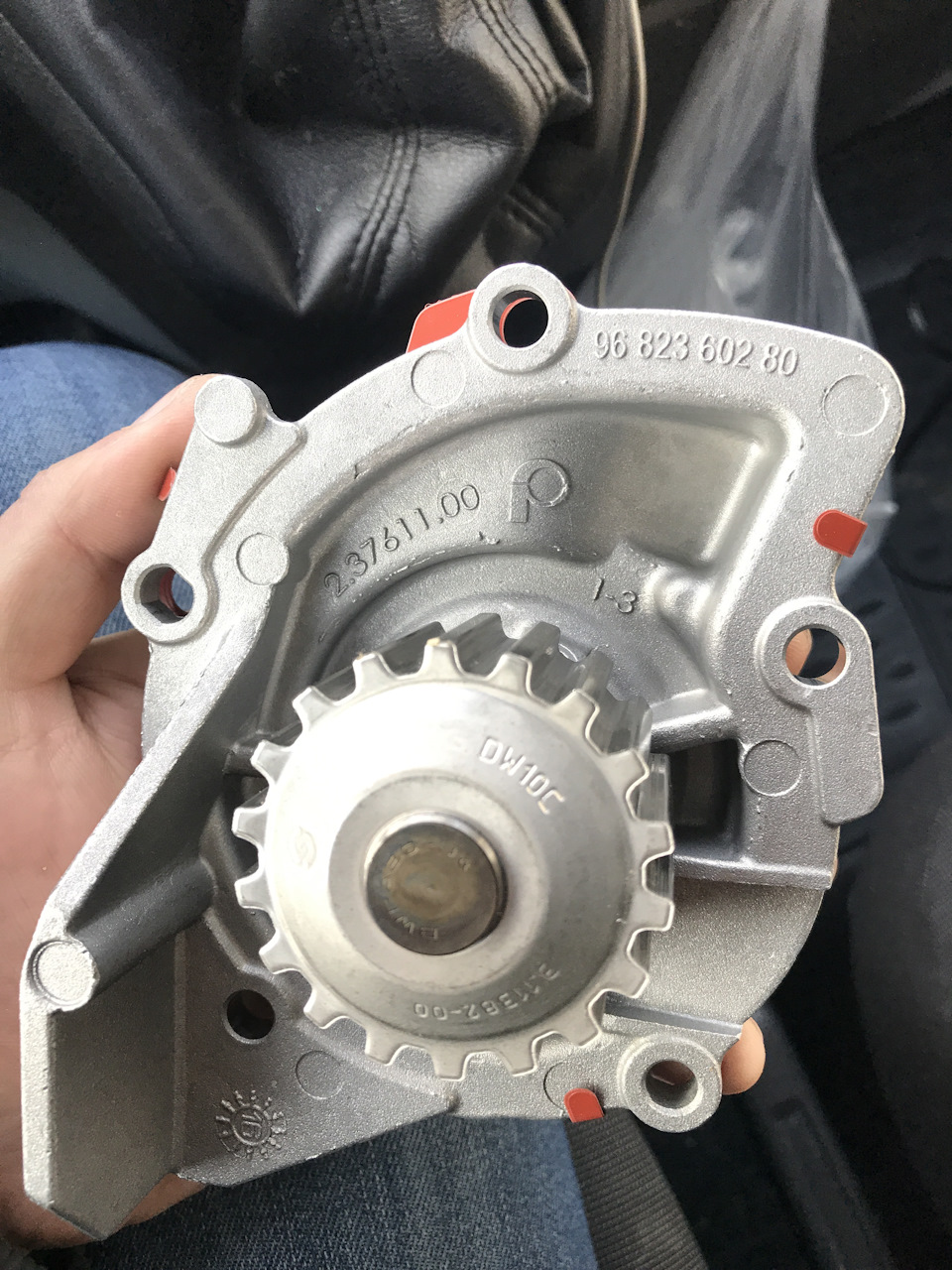 Внутри Pierburg!) — Ford Kuga (2G). Запчасти на фото: 9682360280, 3731100