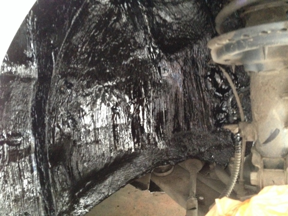 Жидкие подкрылки Dinitrol 479 — Hyundai Accent (4G), 1,6 л, 2012 года ...