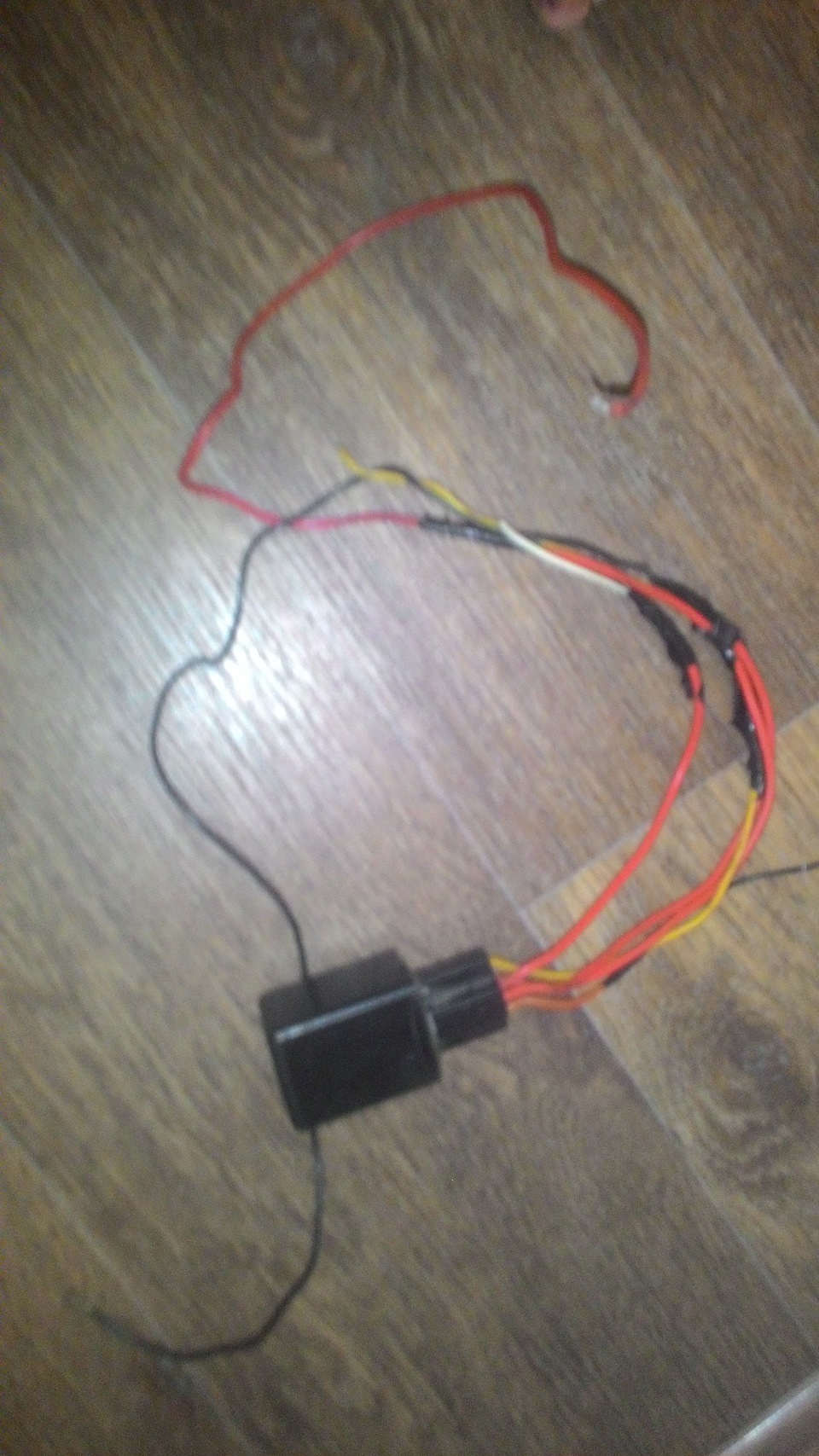 Сгорел иммобилайзер и бензонасос — Mazda Familia (BJ), 1,5 л, 2003 года ...