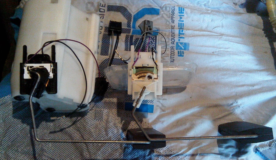 ДУТ и сетка топливного насоса — Lada Приора хэтчбек, 1,6 л, 2009 года ...