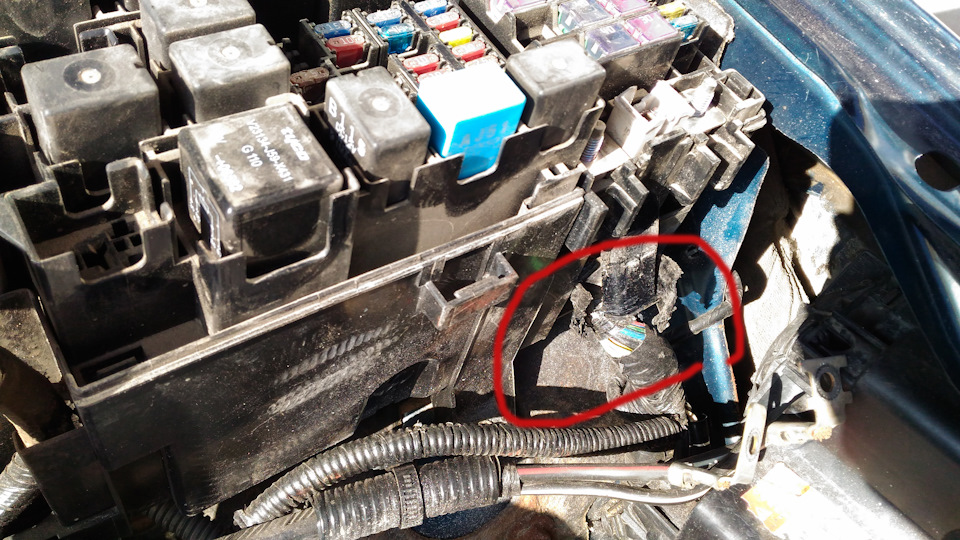 4bf62ads 960 мазда 6 главное реле за что отвечает