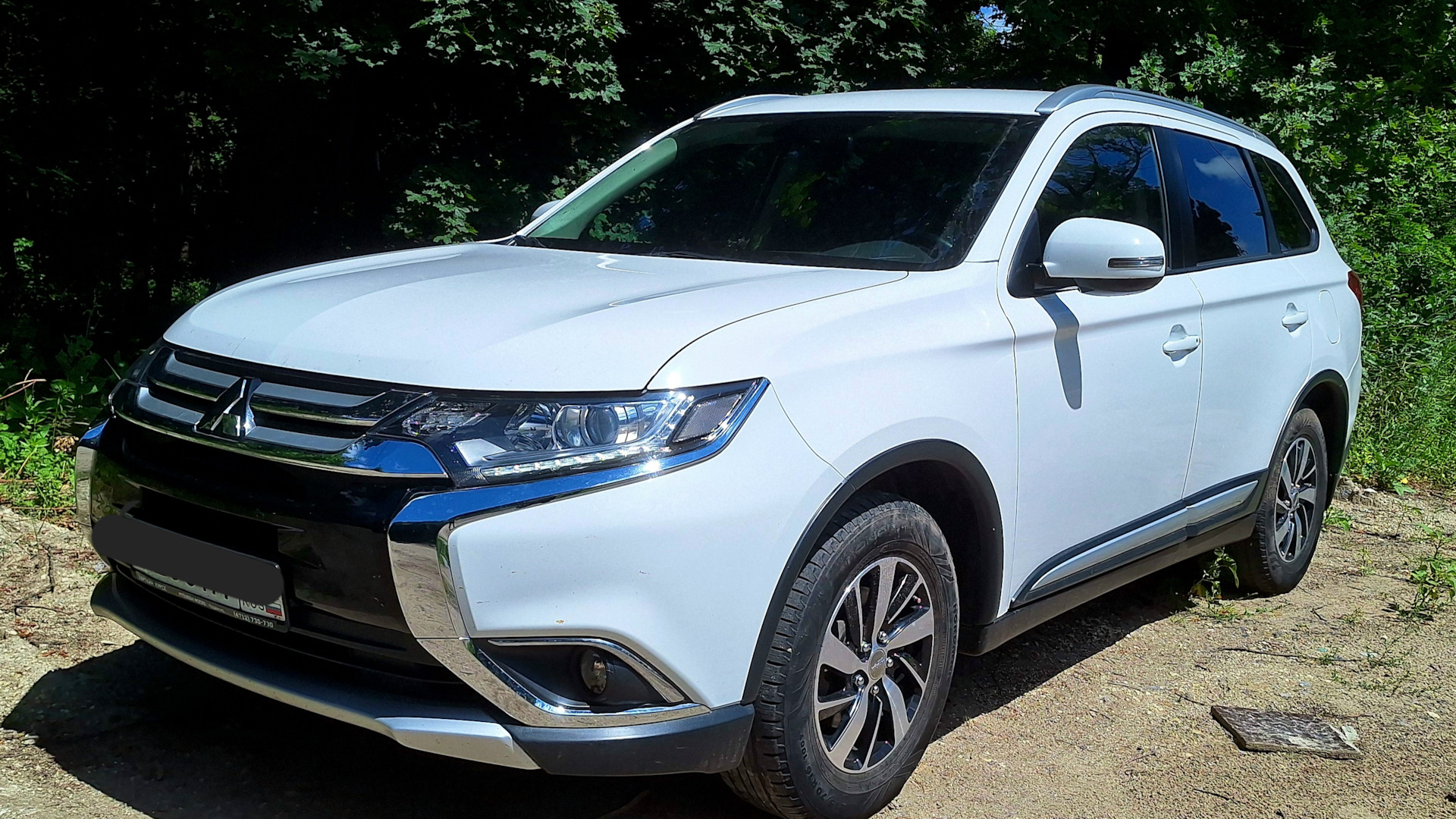 Mitsubishi Outlander (3G) 2.4 бензиновый 2016 | Будь как дома Путник на  DRIVE2