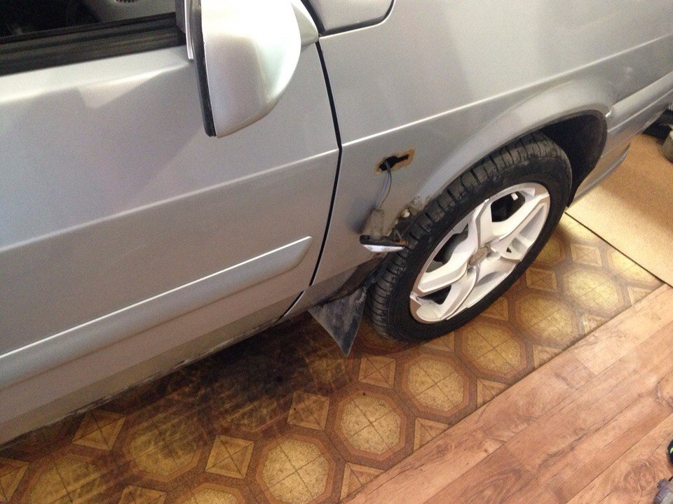 Покраска авто снежная королева в гараже