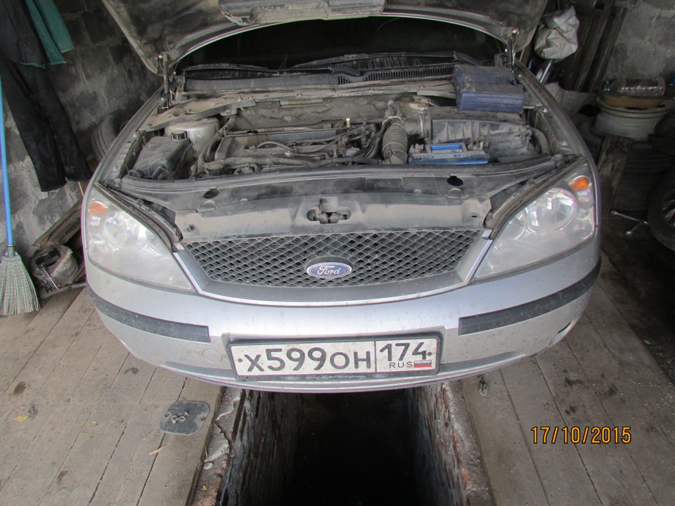 Заменил опорные подшипники — Ford Mondeo III, 2 л, 2003 года | своими ...