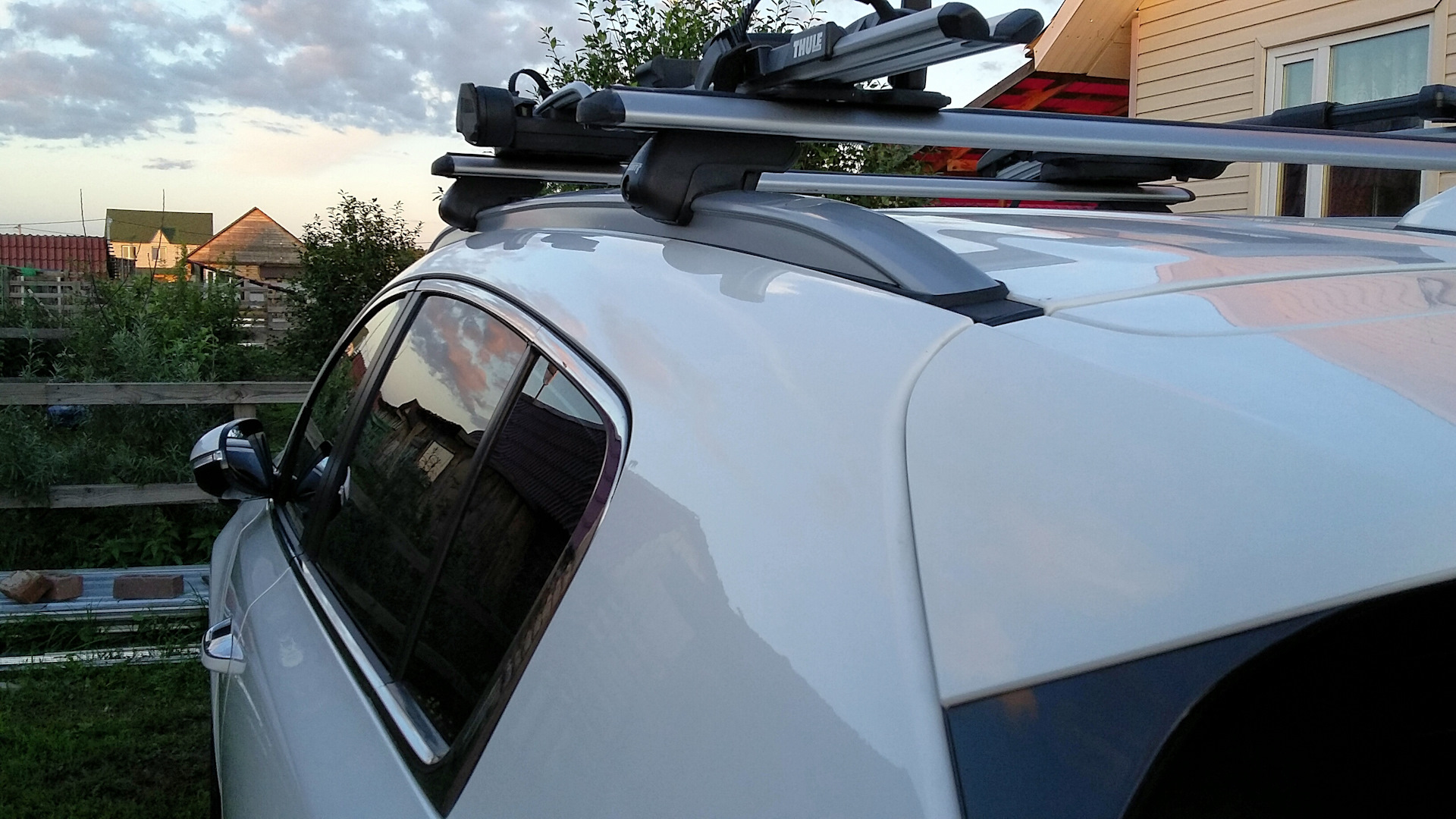 Thule WINGBAR Edge 9595