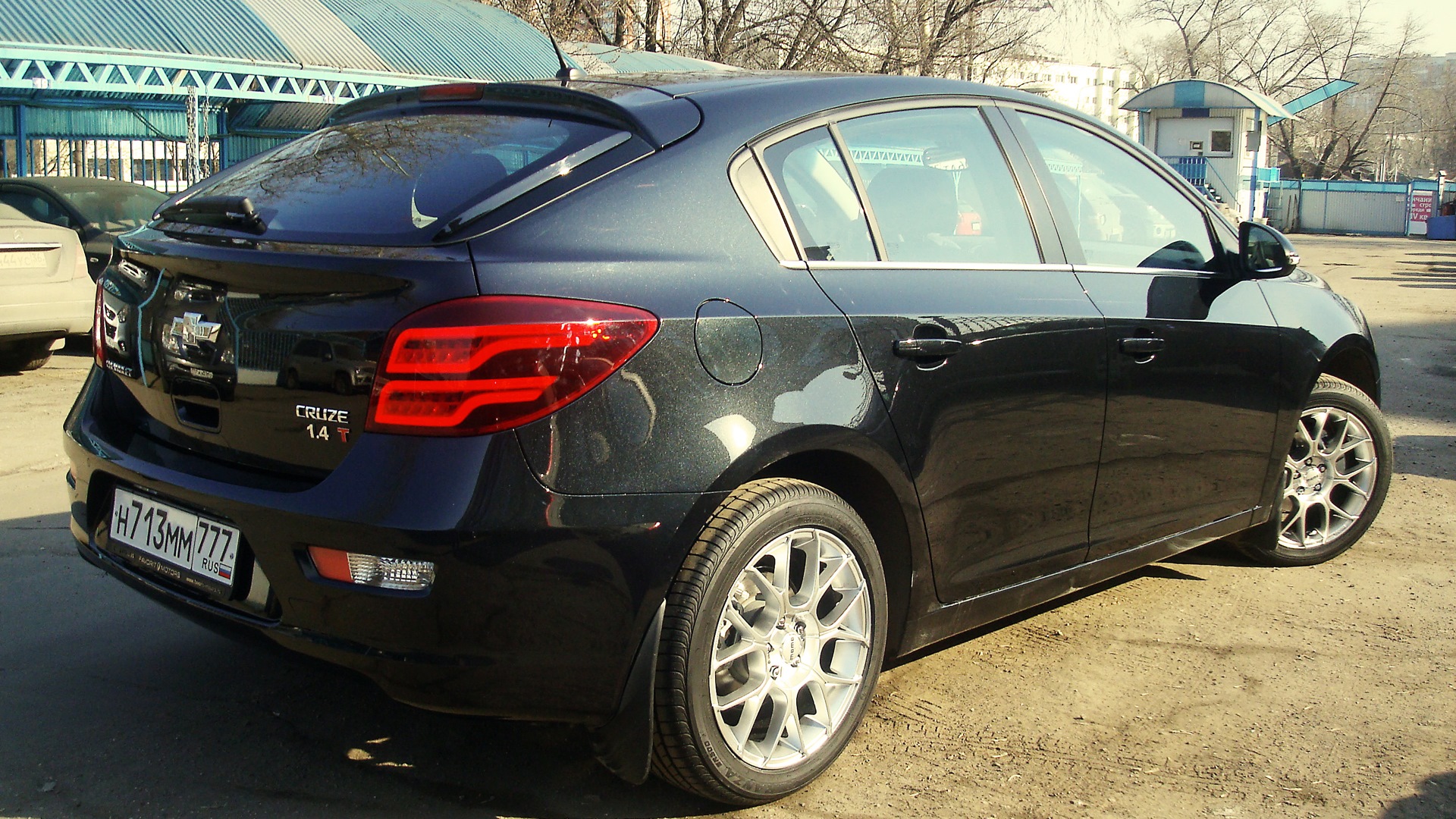 chevrolet cruze hatchback 2012 черный