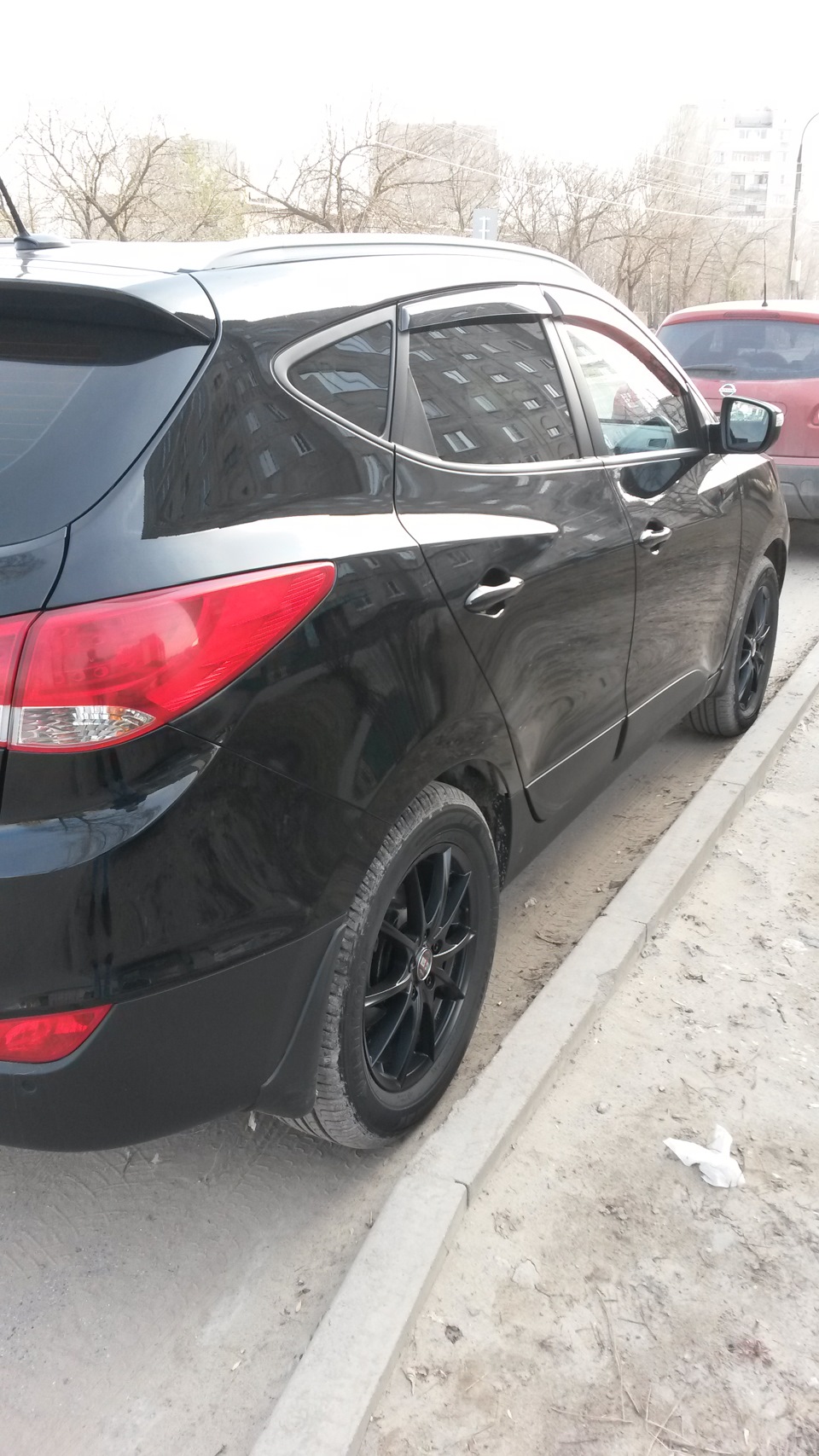 Прикупил диски ALCASTA R17, черные. — Hyundai ix35, 2 л, 2013 года ...