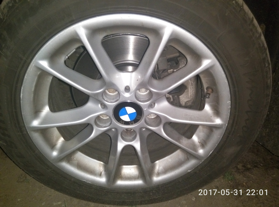 Борьба с вибрацией при торможении и новые колпачки на диск — BMW 5 ...