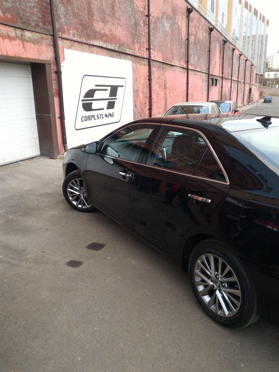 Бронь пленка, тонировка. — Toyota Camry (XV50), 2,5 л, 2015 года ...