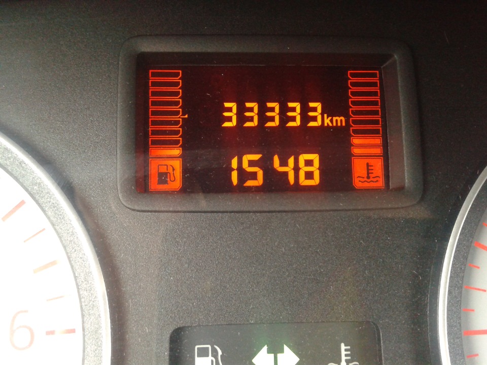 Пробег — Renault Sandero 1G, 1,6 л, 2010 года | фотография | DRIVE2