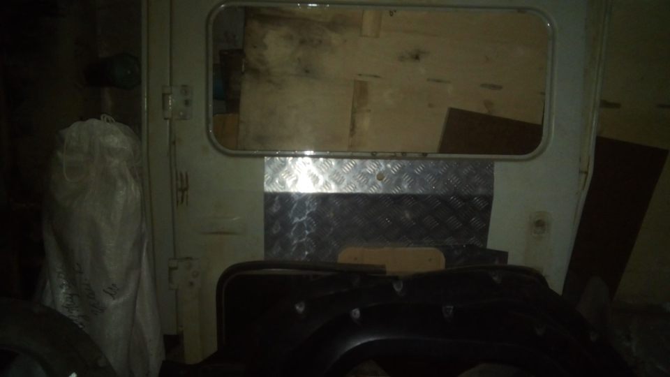 Ремонт задней двери УАЗ 31514. УАЗ 31514, 2,9 л. 1994 год на DRIVE2