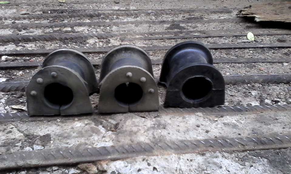 Замена всех резиночек на тяге поперечной устойчивости и стабилизаторах ...