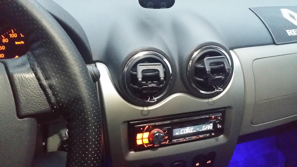 Держатель смартфона в Логан (беслатно :)) Часть 2 — Renault Logan (1G ...