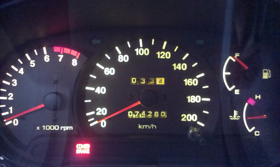 Поменял лампочки в приборке. — Hyundai Accent (2G), 1,5 л, 2007 года ...