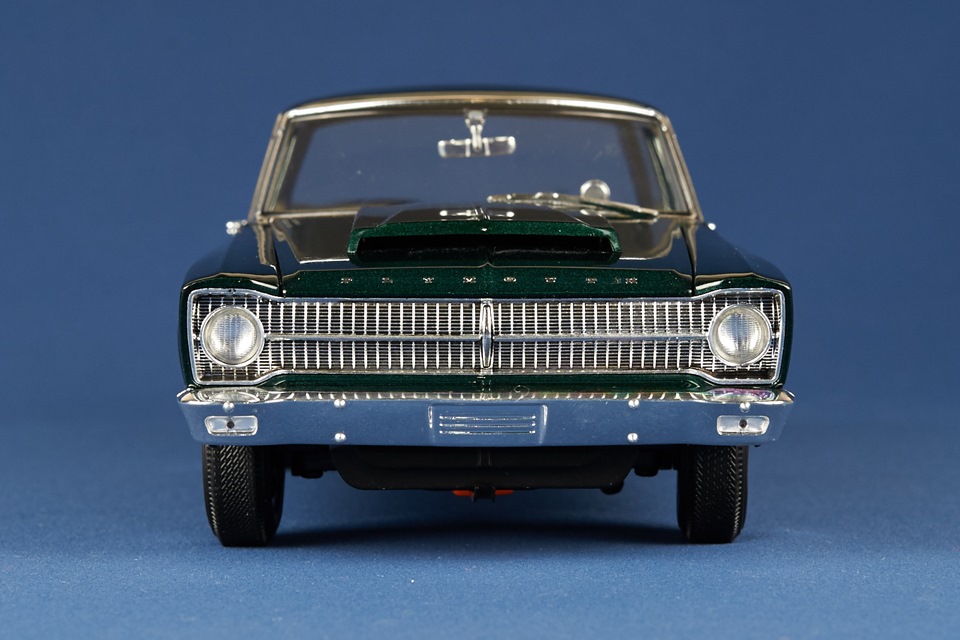 1:18 "Highway 61" 1965 Plymouth Belvedere II RO1