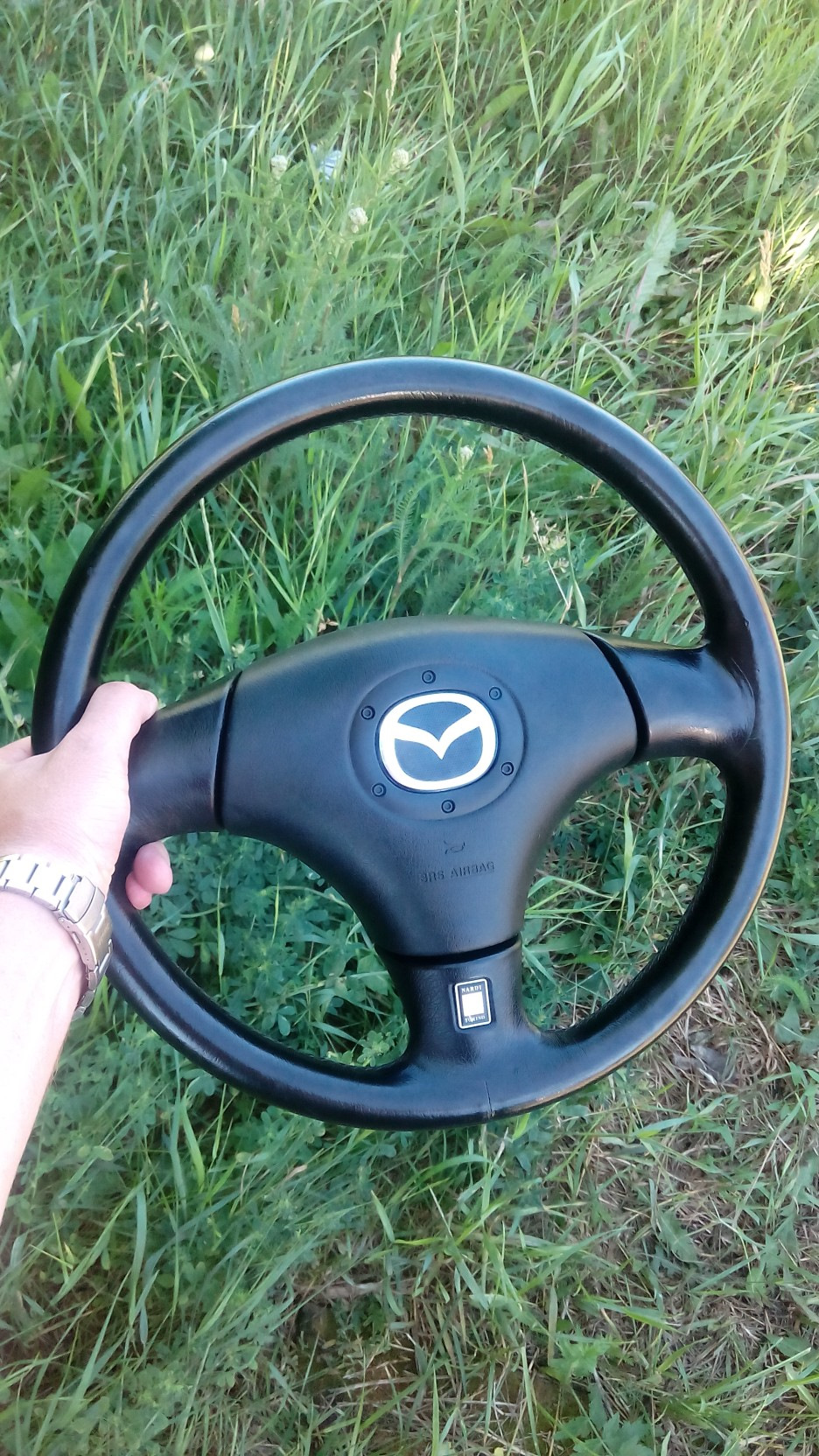 Mazda 6 за рулем. Руль мазда 626 ge. За рулем мазды. Перетяжка руля мазда 3. Руль распечатать.