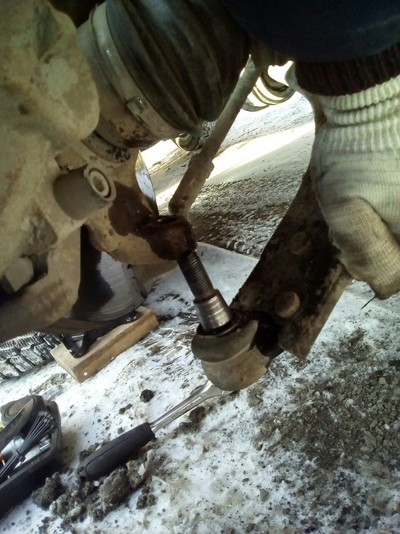 Замена заднего сайлентблока переднего рычага. — Ford Focus II Hatchback ...