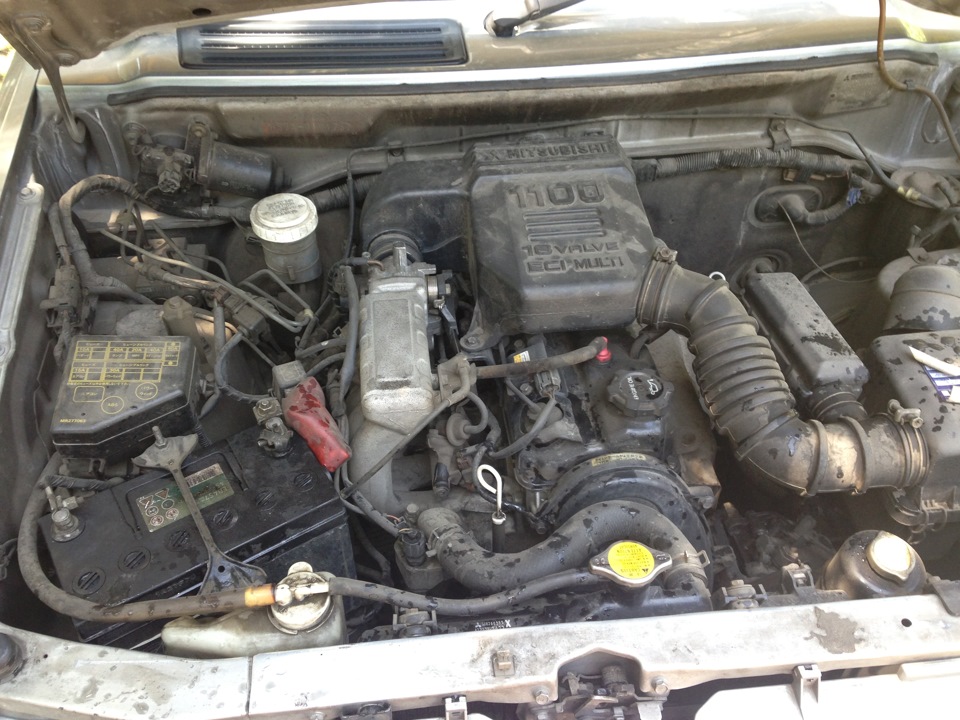Двигатель паджеро джуниор. Mitsubishi junior 1998. Двигатель паджеро джуниор. Mitsubishi pajero mini мотор. 1.