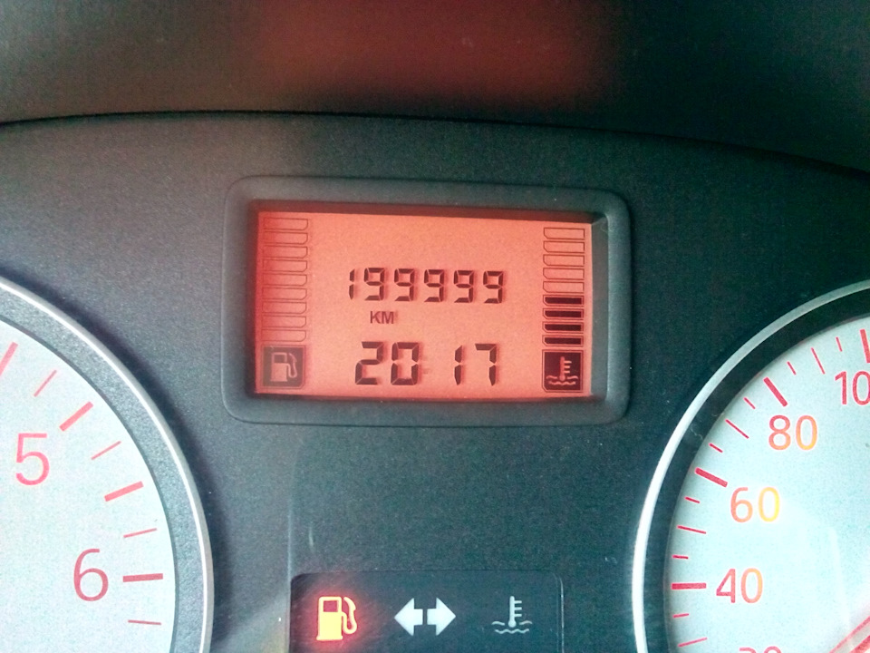 Маленький ювілей — Dacia Logan (1G), 1,6 л, 2008 года | просто так | DRIVE2