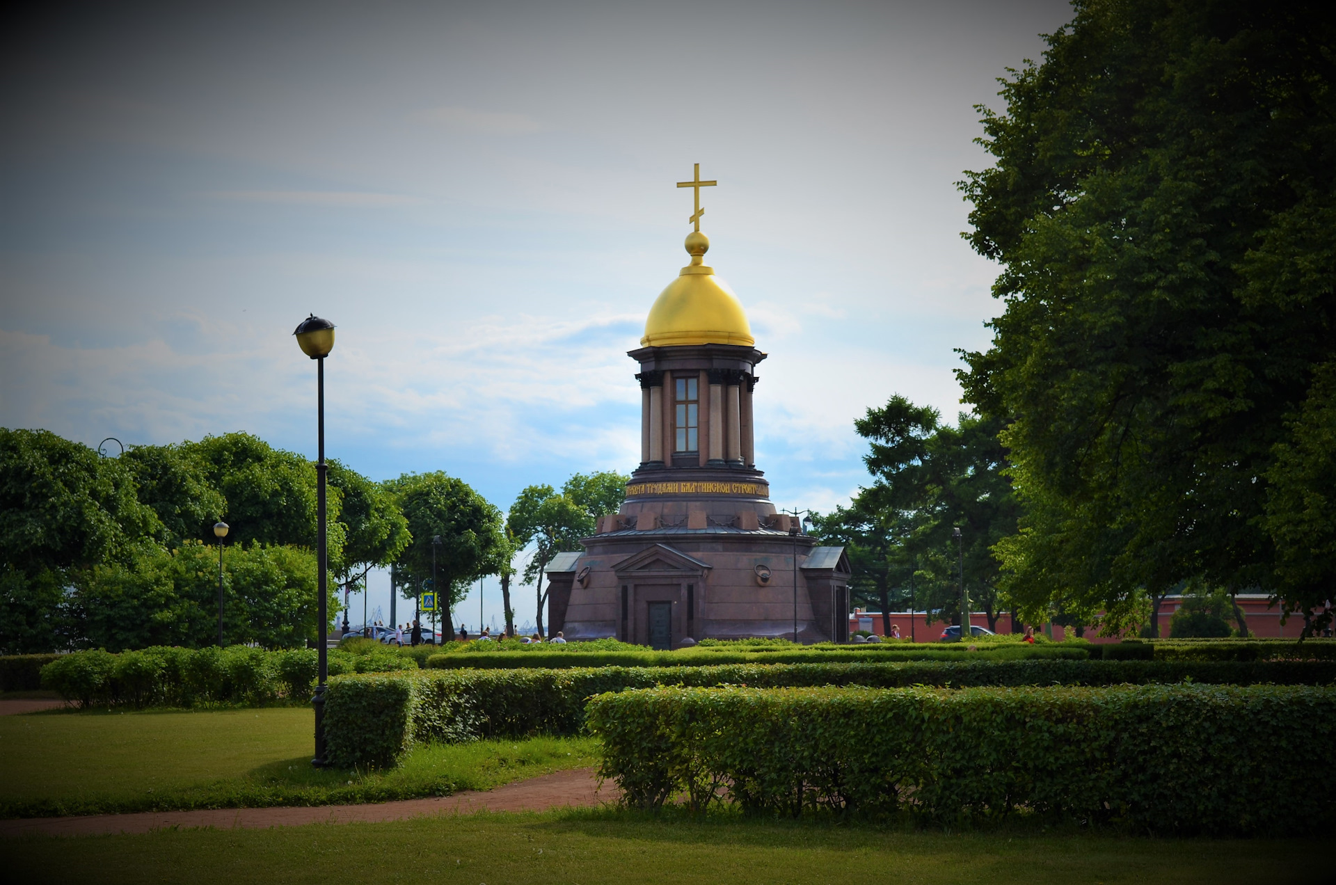 Памятник часовня Троицкой церкви