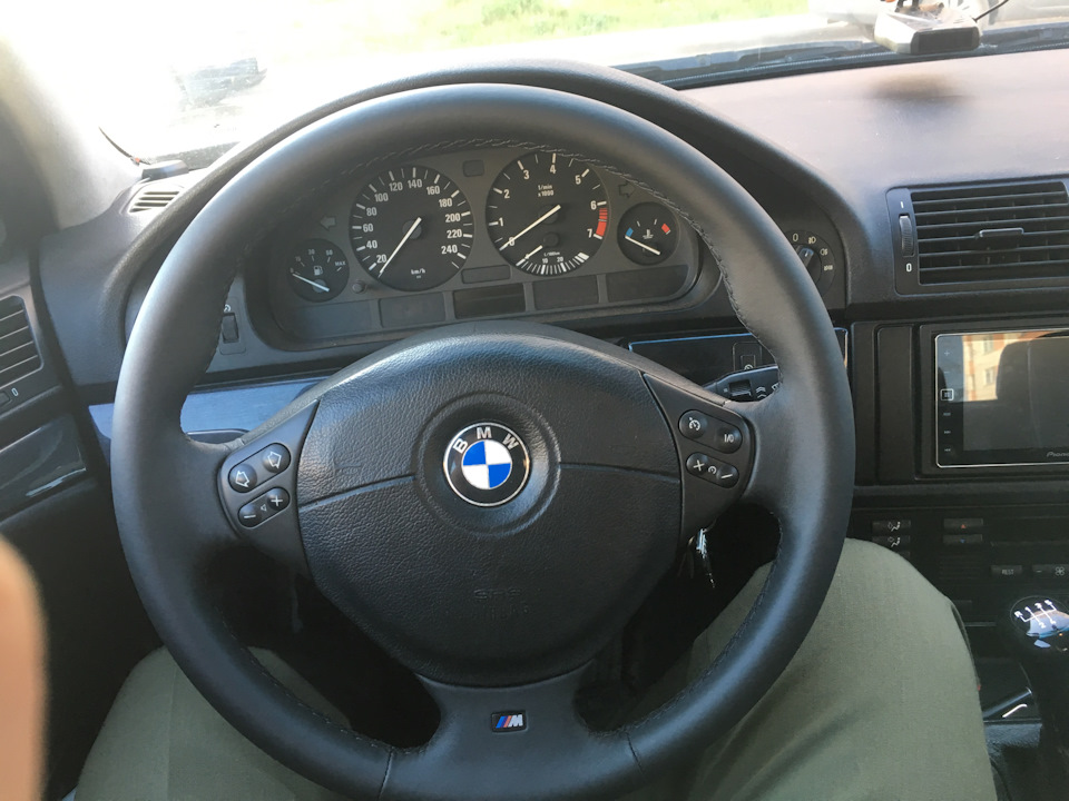 «M» руль — BMW 5 series (E39), 2,5 л, 1996 года | своими руками | DRIVE2