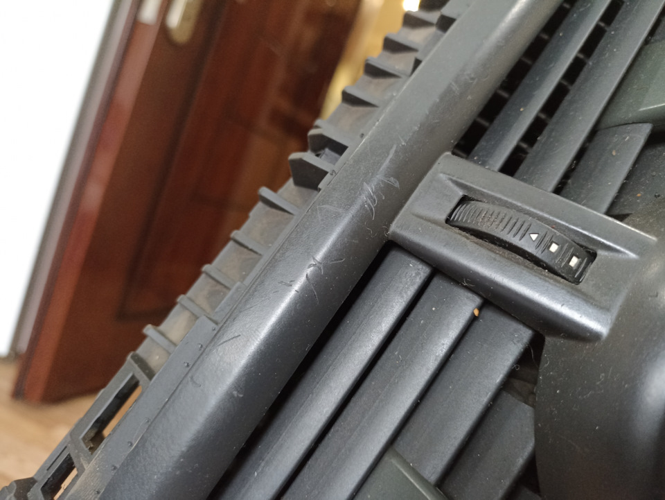 Восстановление пластика или мучения с софт тач покрытием — Renault ...