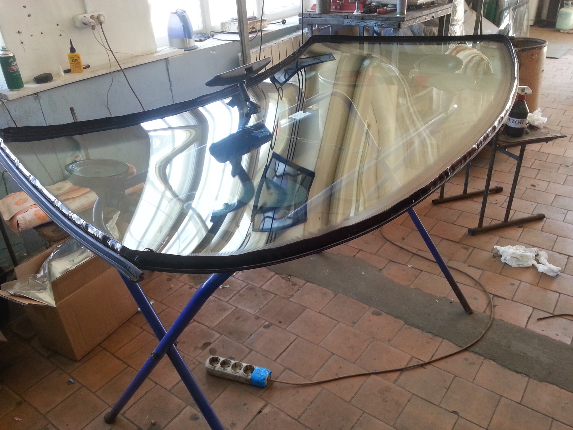 Ветровое стекло из поликарбоната своими руками