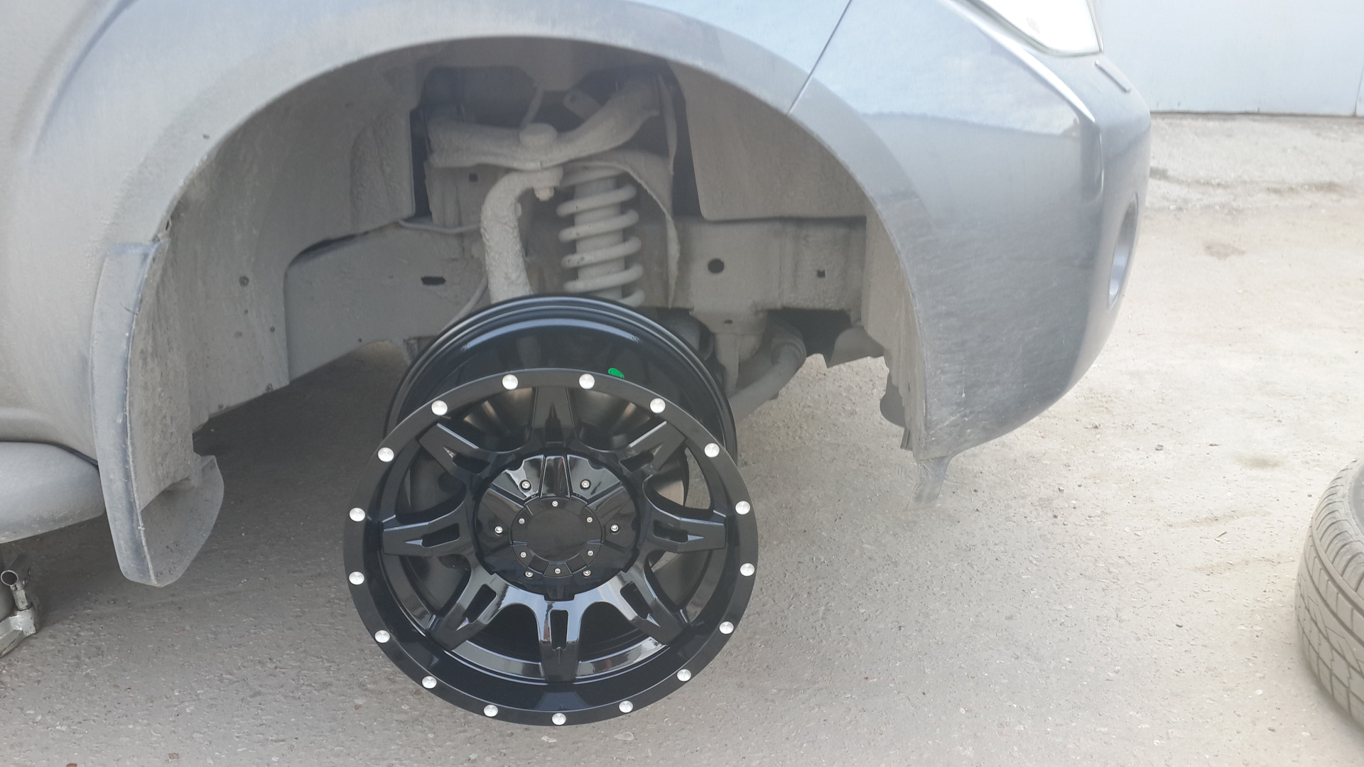 17 литые диски off-road wheels на машине — Nissan Navara (2G), 2008 года |  колёсные диски | DRIVE2