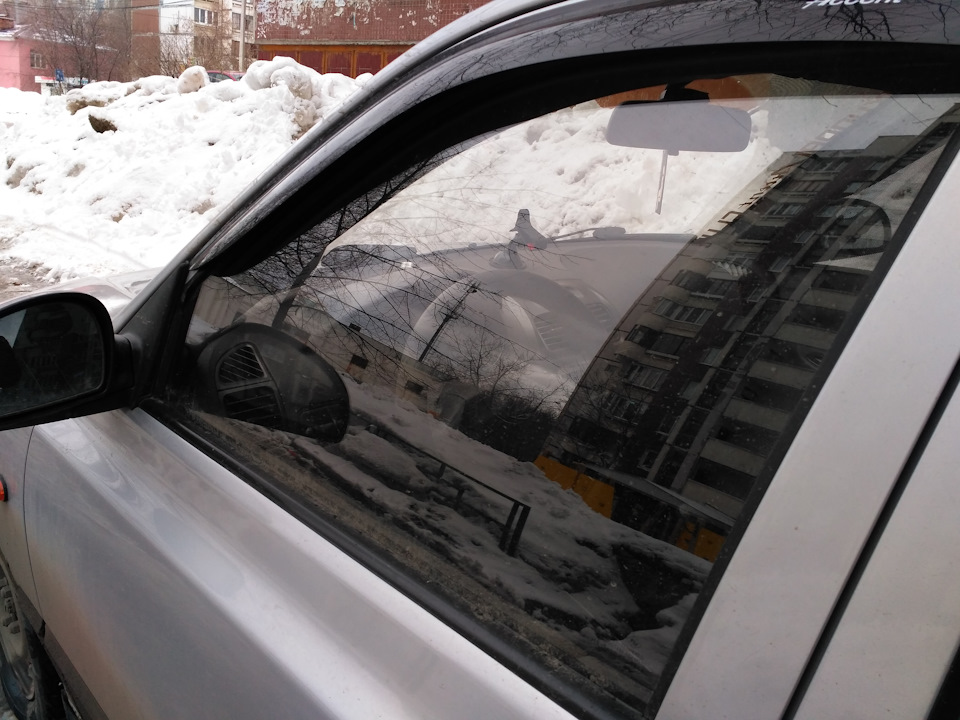 Магнитные шторки в HYUNDAI ACCENT II — Hyundai Accent (2G), 1,5 л, 2006 ...