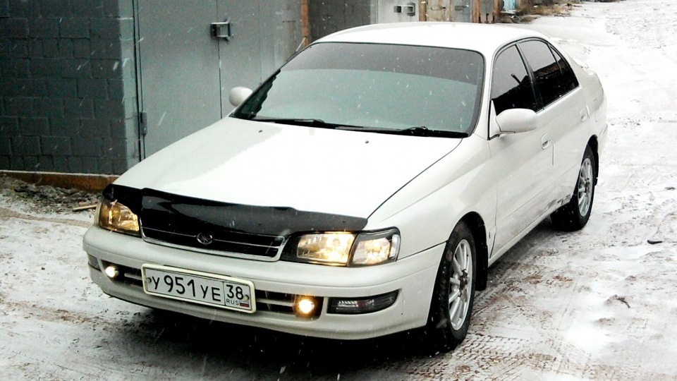 Тойота корона ст 190. Toyota Corona t190. Toyota Corona Снежная Королева. Корона 190 рестайл. Тойота корона ст 190 цвет Снежная Королева.