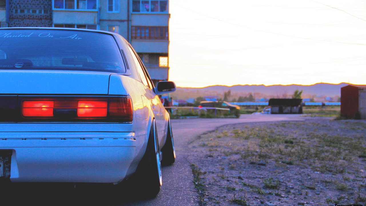 Toyota Cresta Wallpaper