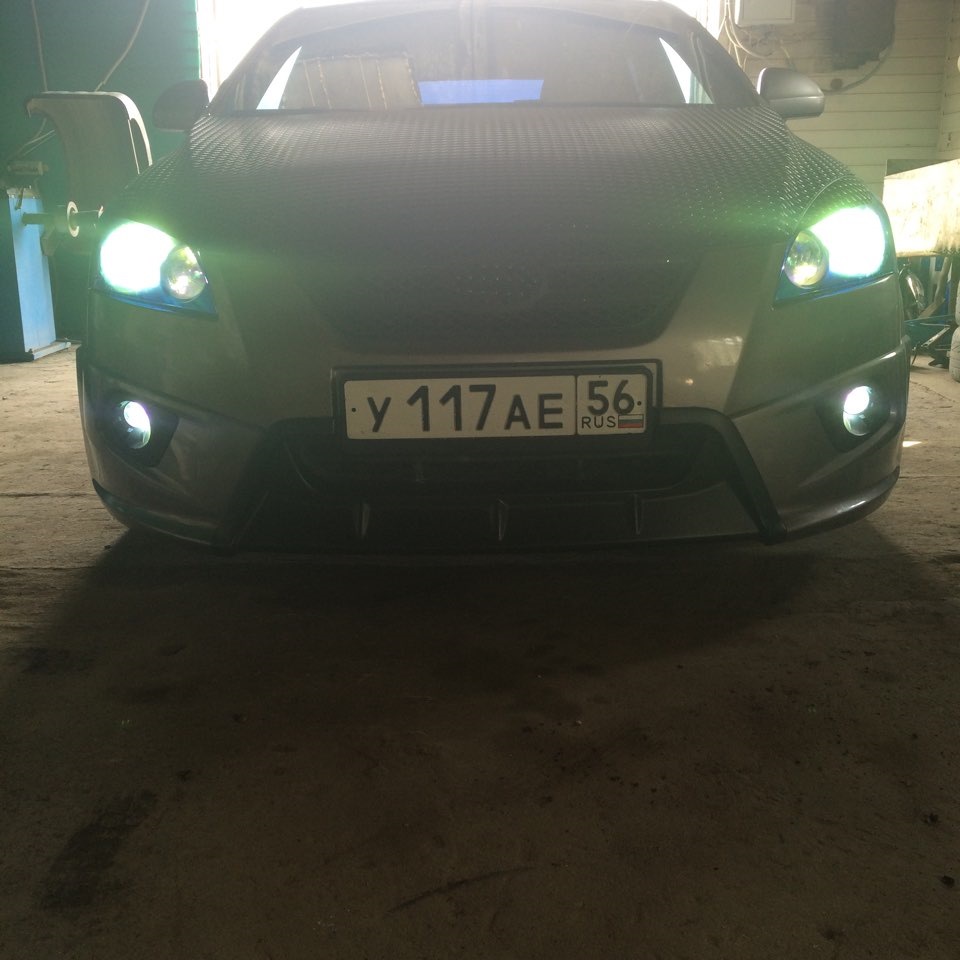 По просьбам фото отчет, как светят фары через пленку! — DRIVE2