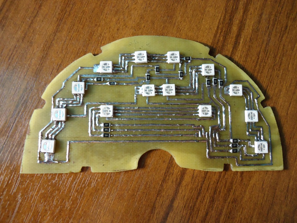 Платы подсветки приборной панели. Плата подсветки приборной панели Приора. Платы лэд ВАЗ 2110. Светодиодные платы ВАЗ Приора приборная панель. Плата подсветки комбинации Приора.