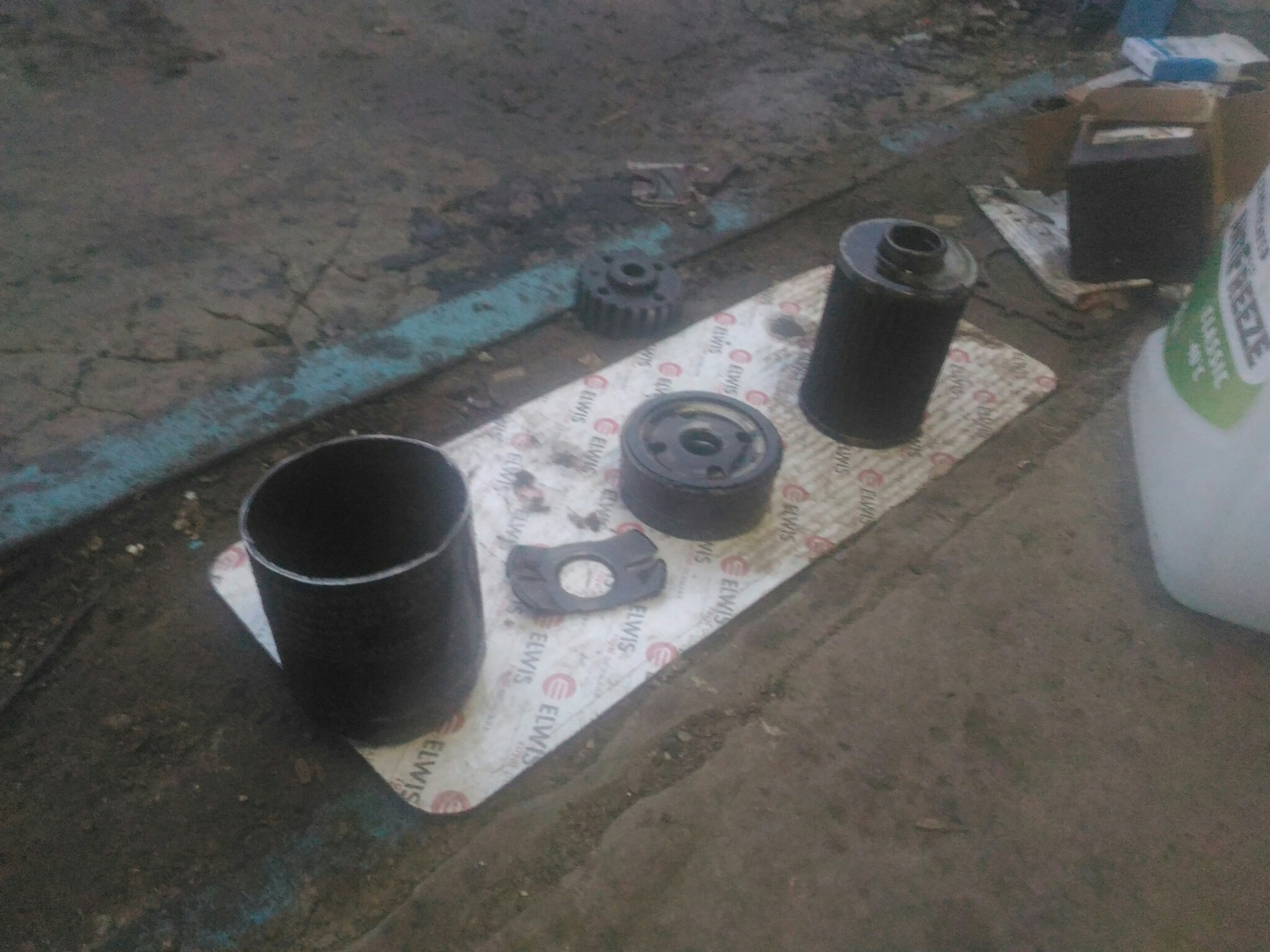 Замена шестеренки коленвала и сальников — Volkswagen Passat Variant (B3 ...