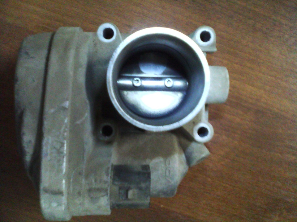 Почистил дроссельную заслонку на полике:) — Volkswagen Polo Mk4, 1,4 л ...