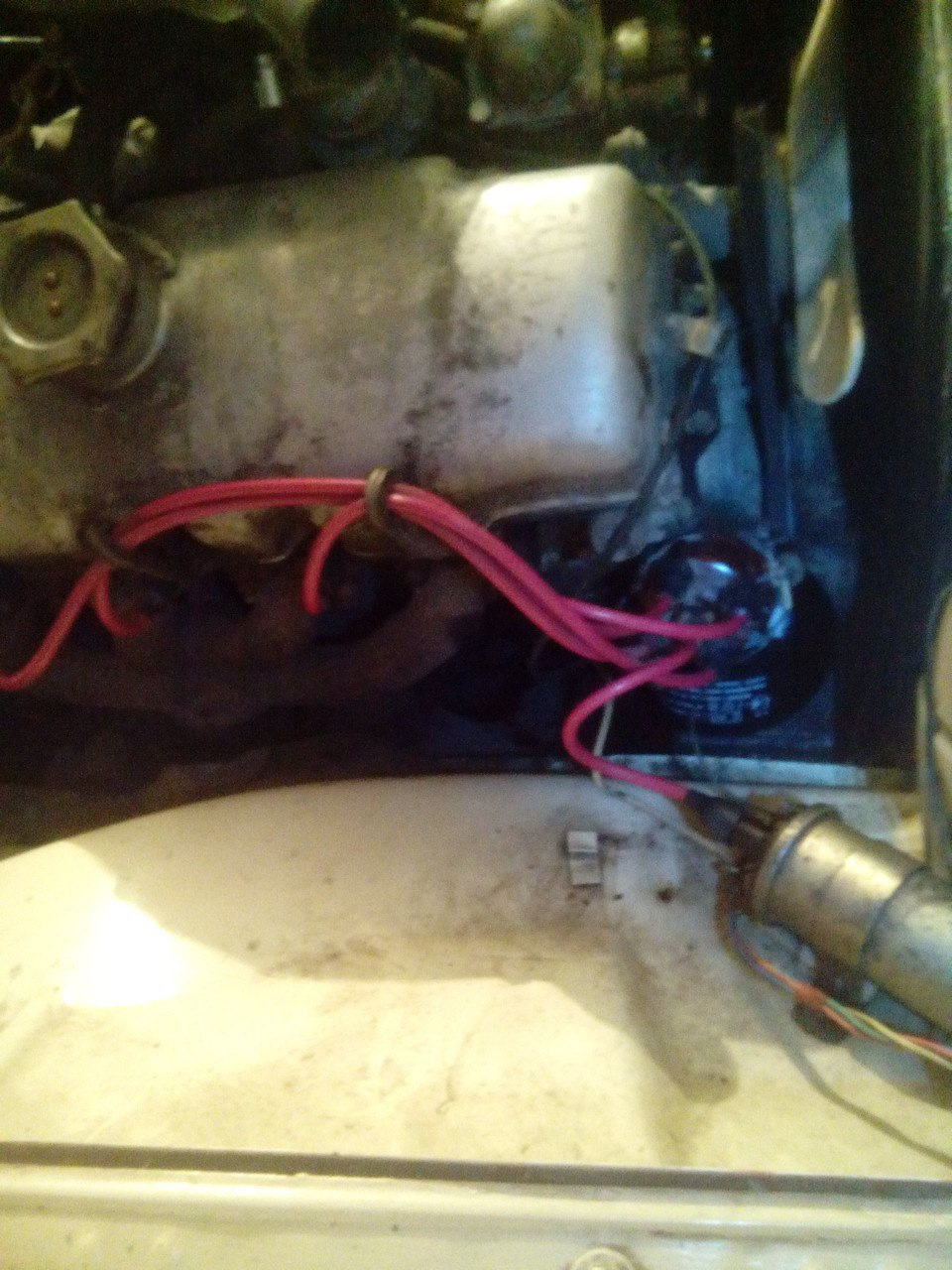 Замена фильтра на новый — ИЖ Москвич 412, 1,5 л, 1991 года | своими ...