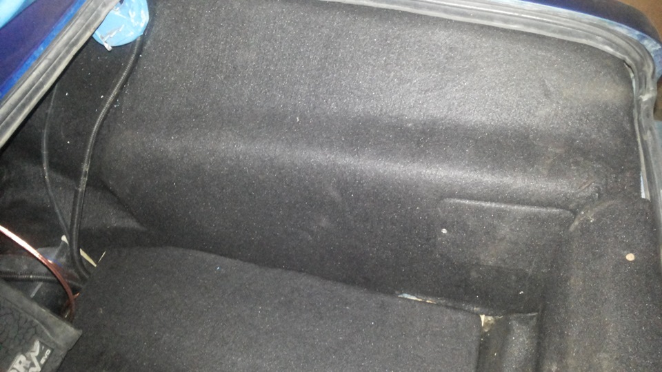 Обтяжка багажника карпетом + фальшпол — LADA 2106, 1991 года | тюнинг ...