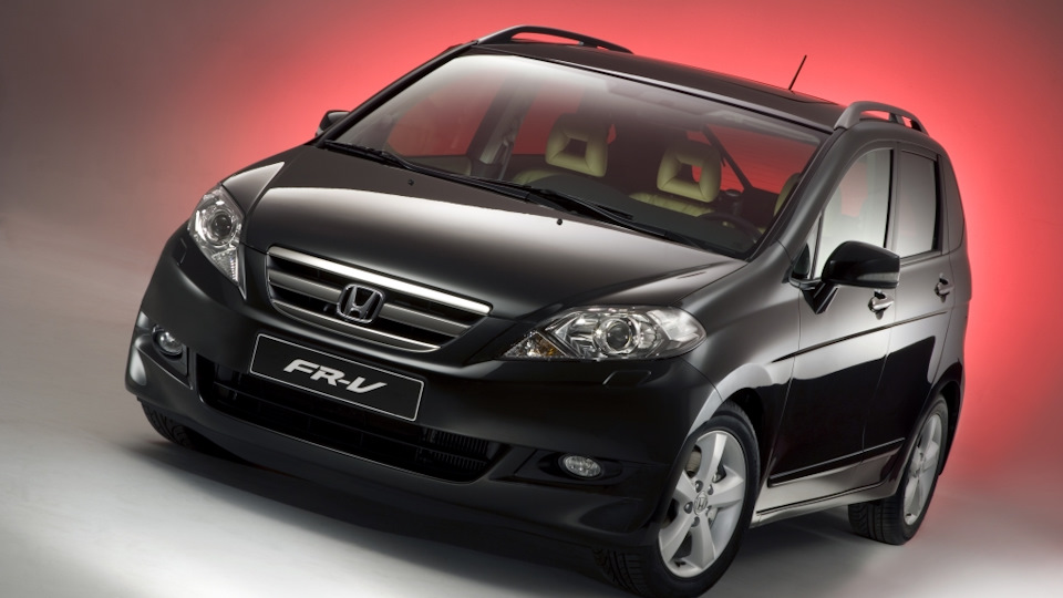 Багажное отделение Honda FR-V: объем и варианты трансформации