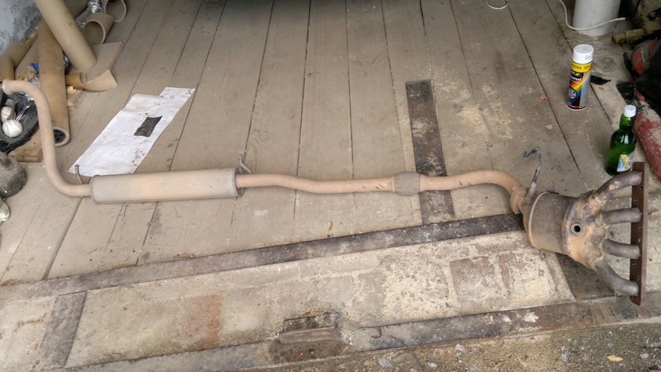 Выхлоп паук стингер 2110. Выхлоп приора 8 клапанов. Выхлопная система 4-2-1 stinger на ваз 2109. 2 выхлоп стингер 2112. Выхлоп стингер на ваз 2107.