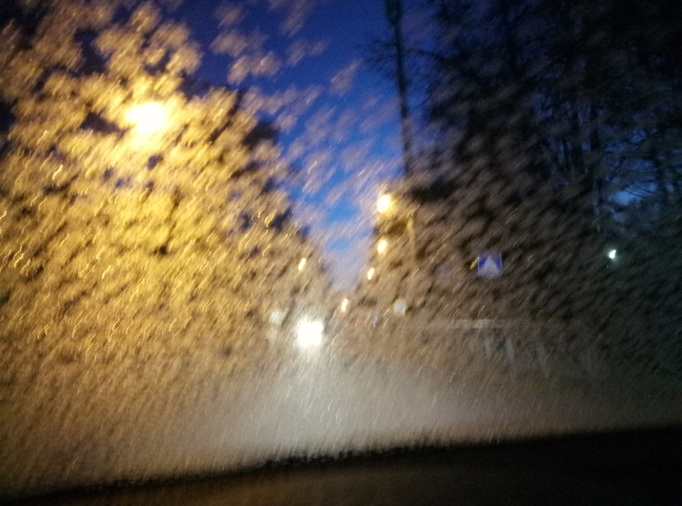 Обогрев лобового стекла — Skoda Superb Mk3, 1,4 л, 2016 года ...