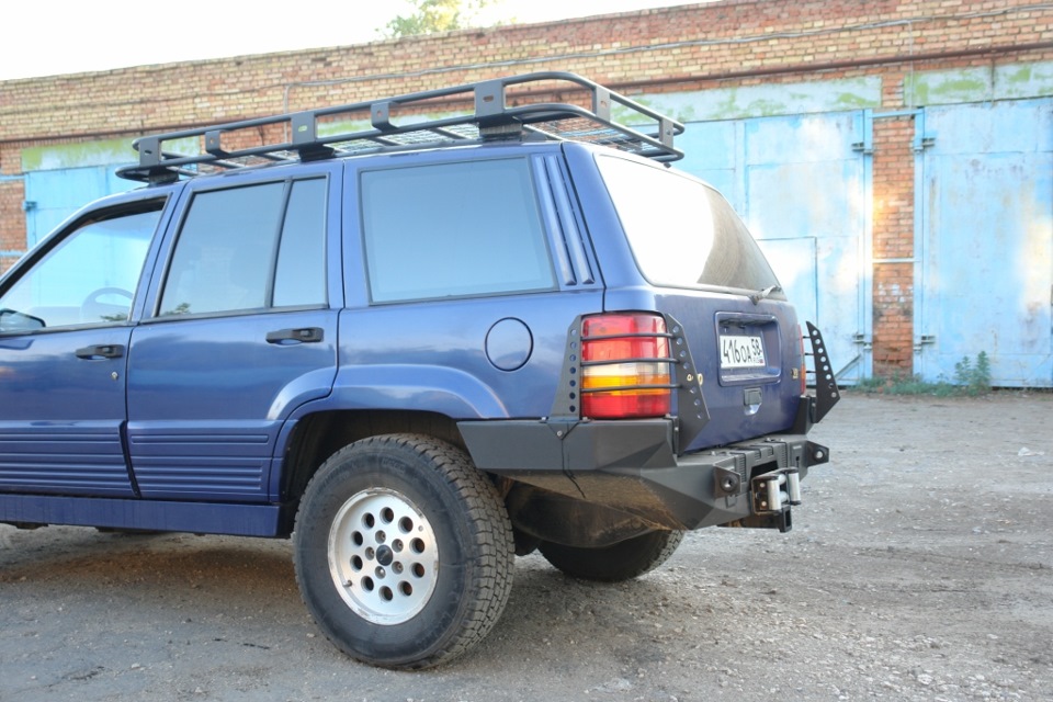 Jeep Grand Cherokee 2011 багажник