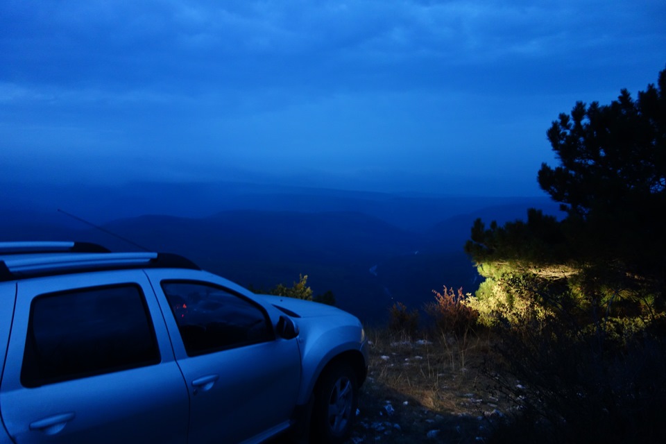 на Дастере на Мангуп — Renault Duster (1G), 2 л, 2013 года ...