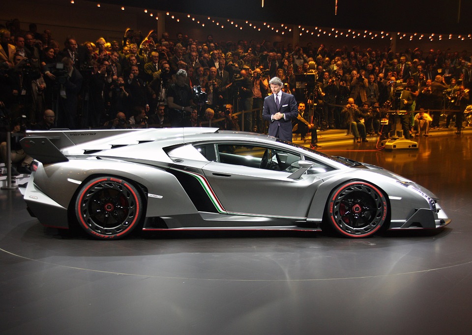 Lamborghini Veneno Roadster 2021