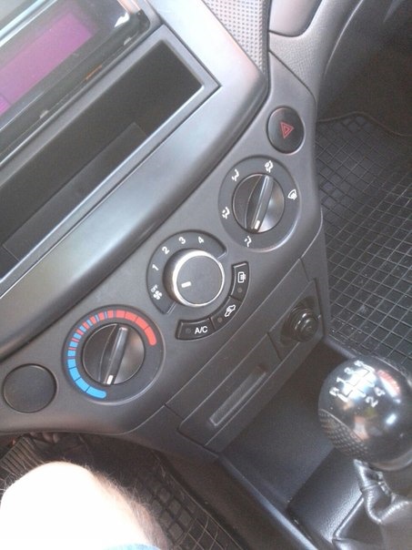 ОСь і перша доработка на моому авео))крутилки печки и мелкий ремонт по ...