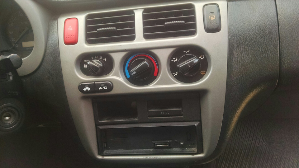 Заела регулировка потока воздуха… — Honda HR-V (1G), 1,6 л, 2004 года ...