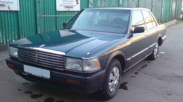 Toyota crown drive2