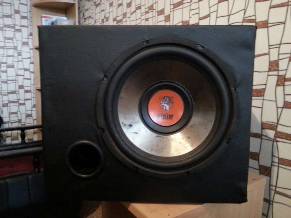 короб урал саунд. санта фе саб 12 в багажник. санта фе 2 сабвуфер в багажнике. авто колонки ural sound classic 200 w. сабвуфер саб lg 140wt.