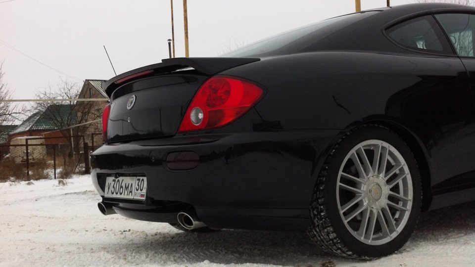 Hyundai Coupe Black Samurai
